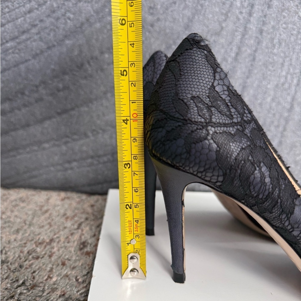 Valentino Garavani Black Lace Slip On Pointed Toe Heels Pumps Shoes Size 37 - Picture 17 of 17
